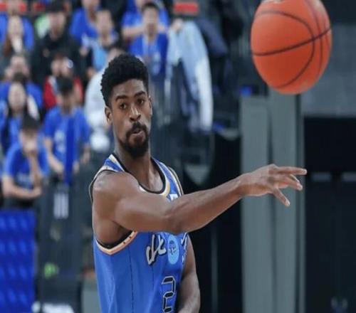 岁荷甲金靴,早成父,岁儿子足球,乐竞体育,乐竞体育平台,乐竞体育官网