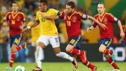 “巅峰对决！巴黎圣日耳曼与巴黎足球会，法国杯激战一触即发！”